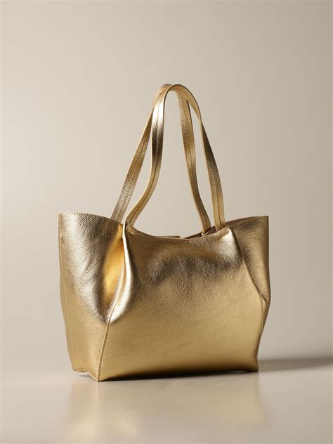 borsa shopper in pelle color oro|More.